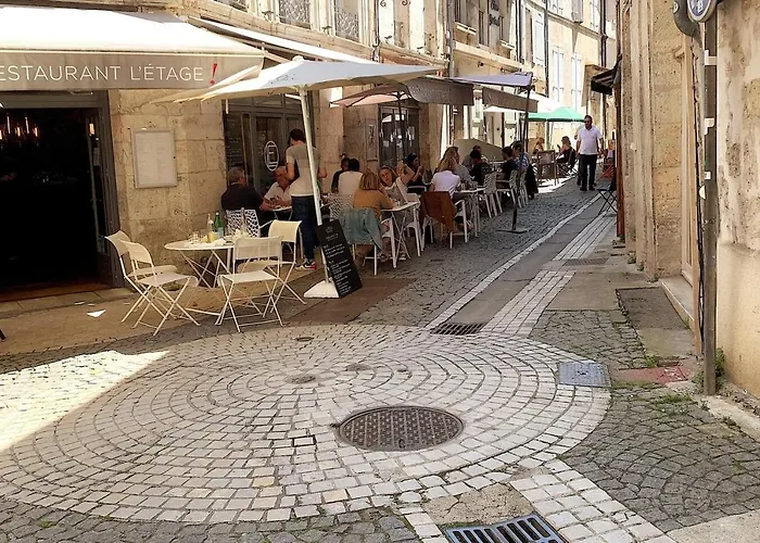 Apartment Le Notre Dame - Hyper Centre - Wifi - Netflix Angouleme